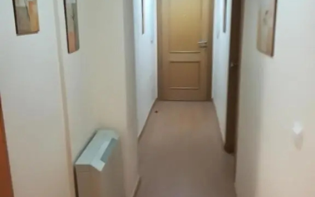 APARTAMENTO PERGAR I - 4 PERSONAS DESDE 35e-WIFI