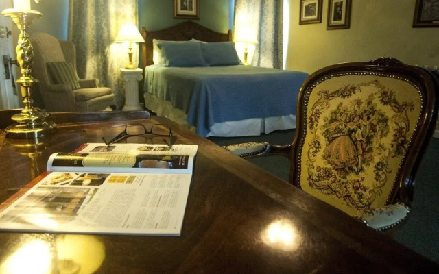 Napoleon's Retreat B&B