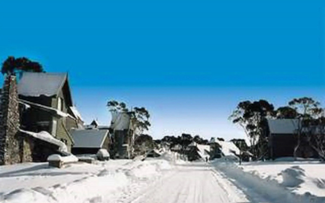 Currawong Lodge
