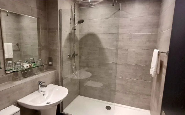 Coachman Hotel