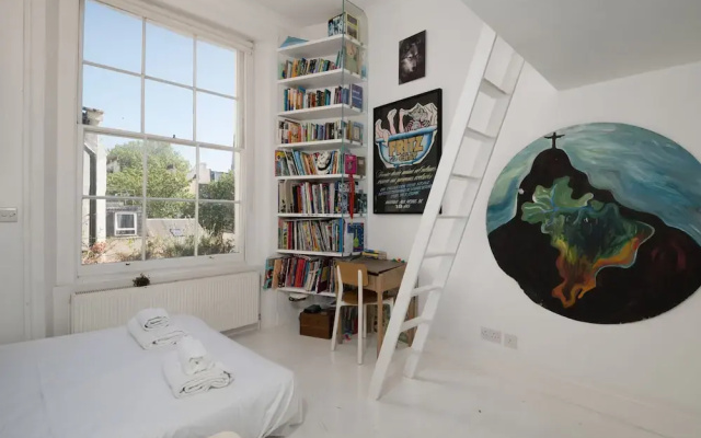 Stunning Paddington Home by Hyde Park