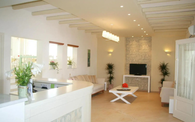 Nissos Thira