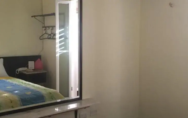 Отель Economy Rooms Jaleo комната для гостей