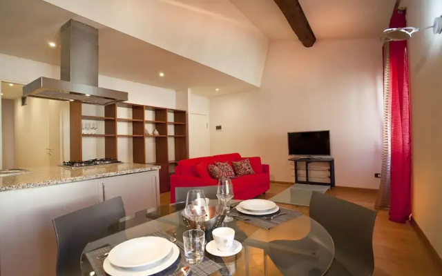 Verona For Rent Red Theater