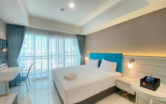 Modern and Spacious Studio Room at Green Kosambi Apartment