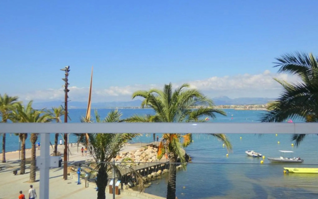 Rentalmar Acantilados Playa