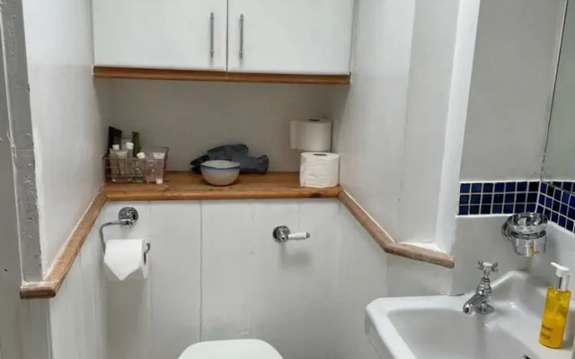 4 Bedroom House Near Seven Dials
