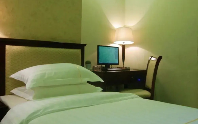 Shenglong Hotel
