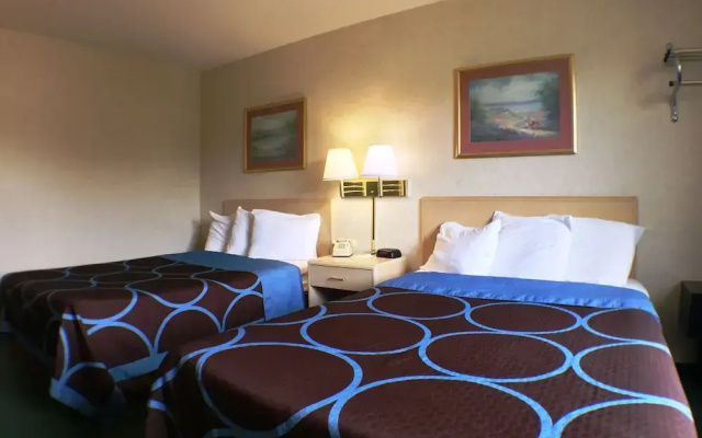 Super 8 Canandaigua