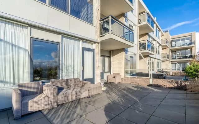 2 Person Island View Apartment