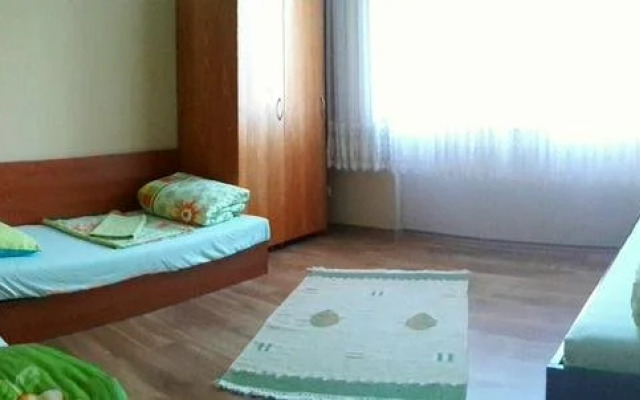 Mihaela Lake Retreat