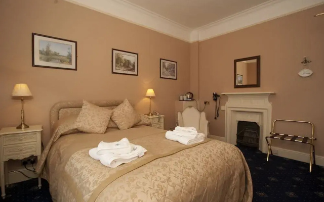 Abbington Hotel
