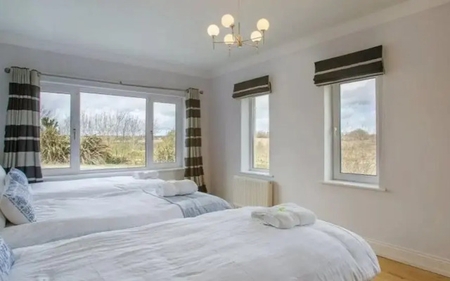 Waterford Villa 5 Bed Beach Retreat