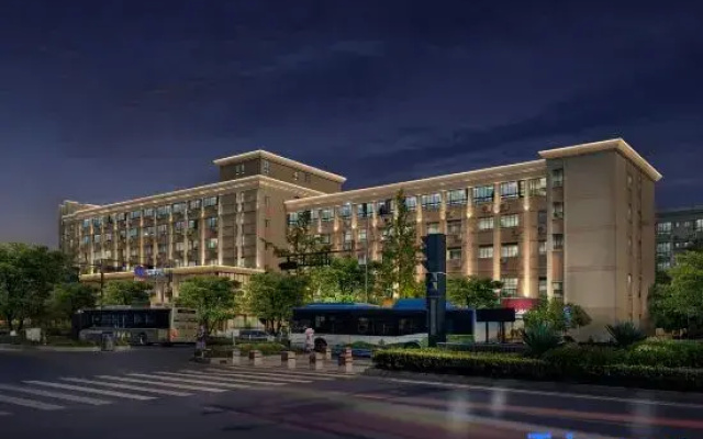 Binwenyuan Hotel