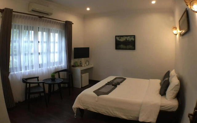 Angkor Yellow Villa
