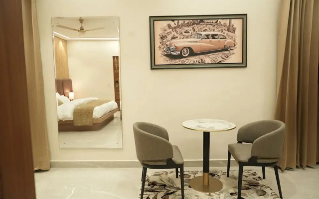 The Roseville Grand