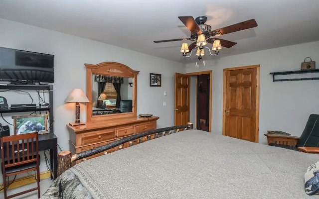 Bear's Den at Sunplace