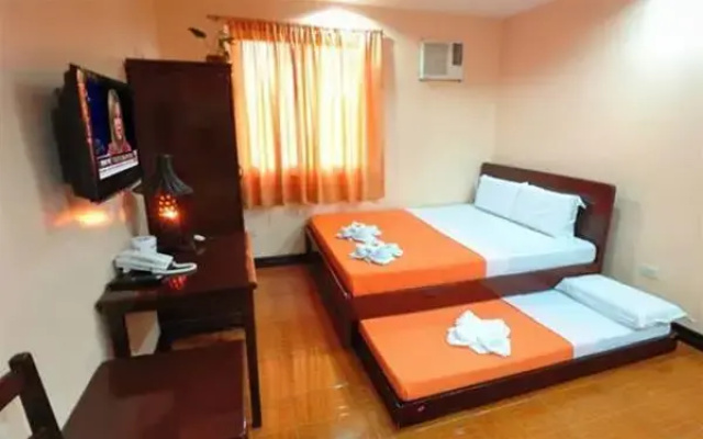 Rooms R Us - Voyagers Palace