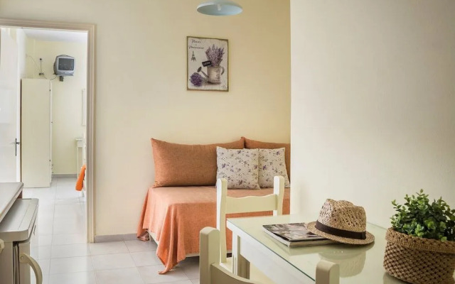 Marinos Apartments
