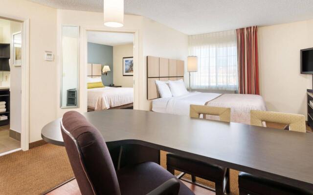 Candlewood Suites Las Vegas 2