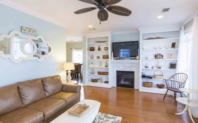 Day Dream by Southern Vacation Rentals