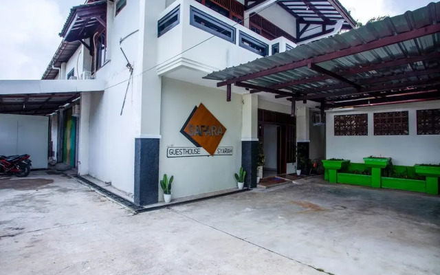 Safara Guesthouse Syariah by Oyo Rooms