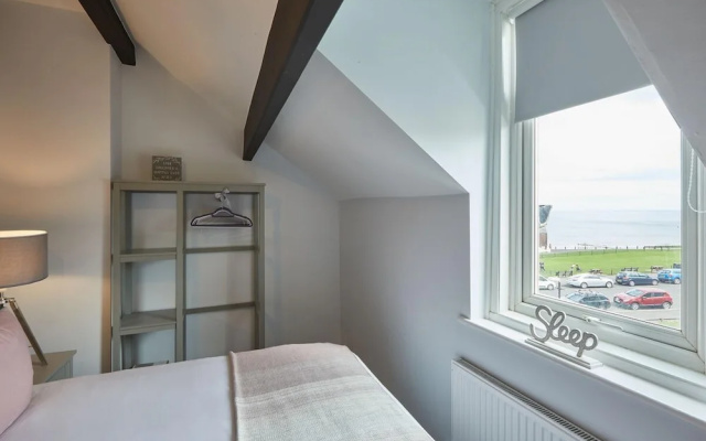 Host Stay Emerald Hideaway