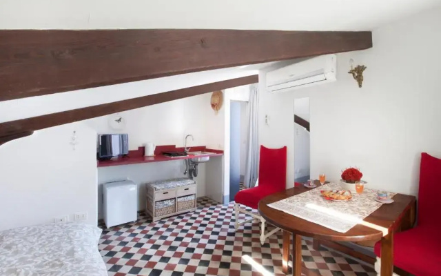 Estate4Home - La Casa di Silvia e Luca