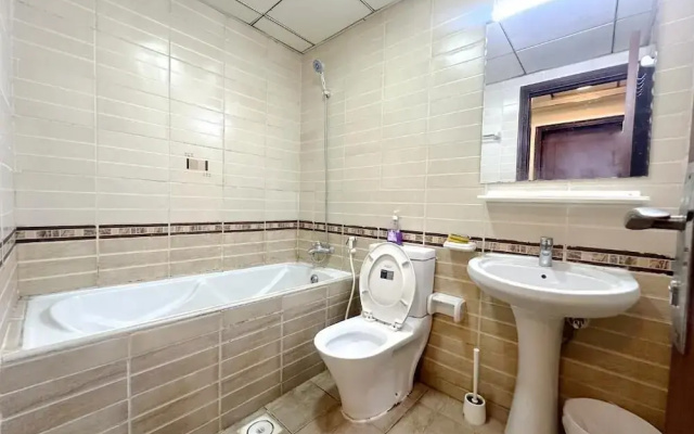 Cove Partition Room in Tecom Near Metro
