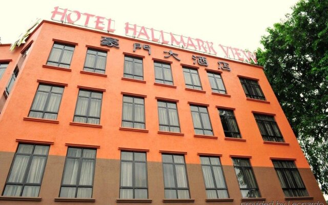 Hallmark View Hotel вид на фасад