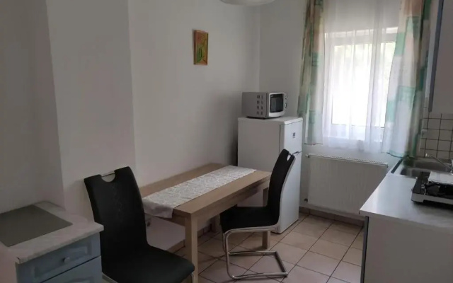 Zsanett Appartement