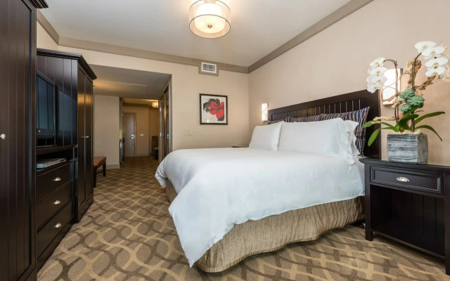 West Inn & Suites
