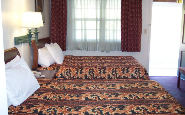 Shore Hills Motel