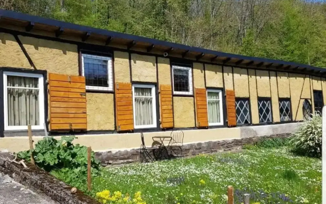 Idyllic Studio near Forest