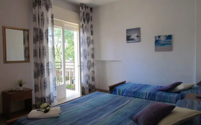 Spacious Apartment Near the Beach