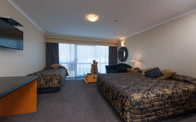 Picton Beachcomber Inn