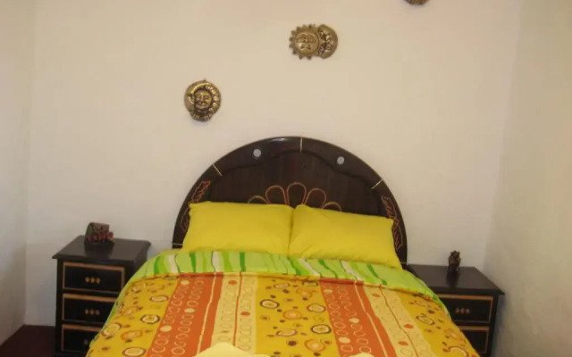 Casa Hospedaje La Sambleña