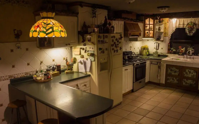 Mi casa, tu casa