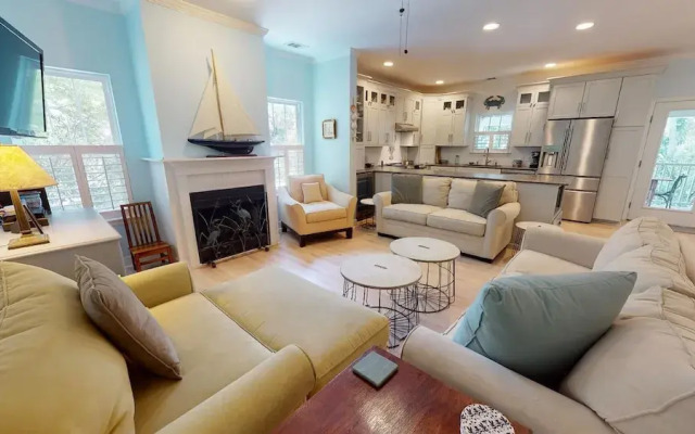 1616 Jones Avenue by Tybee Vacation Rentals