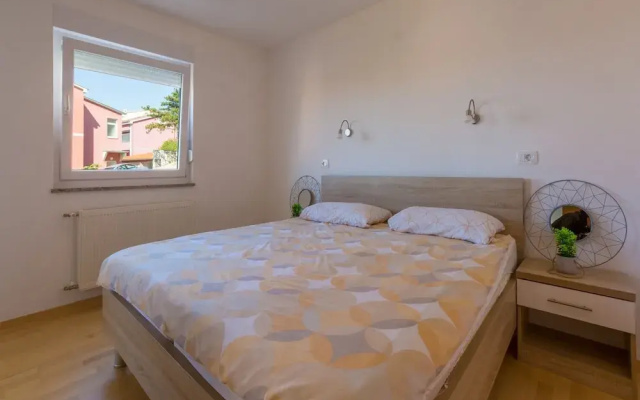 Apartments Livaya