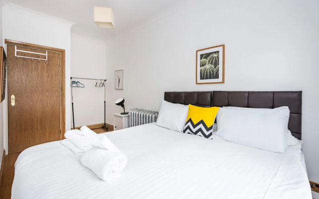 London 2 Bed Apartment With Free WiFi