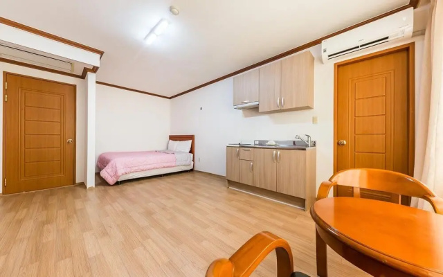 Gangneung Gyeongpodae Motel
