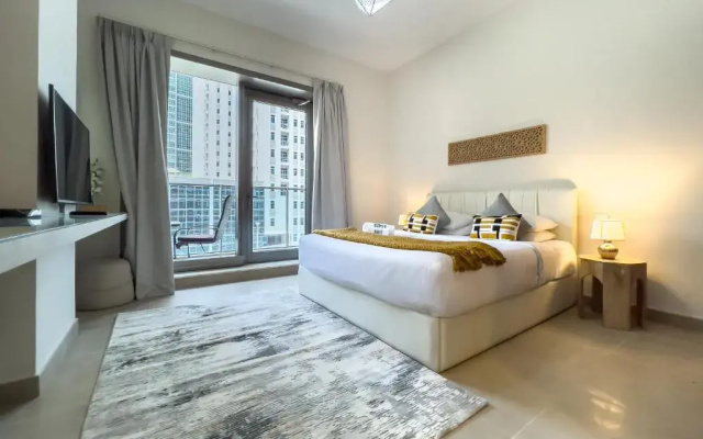 FAM Living - Sparkle Tower - Marina View