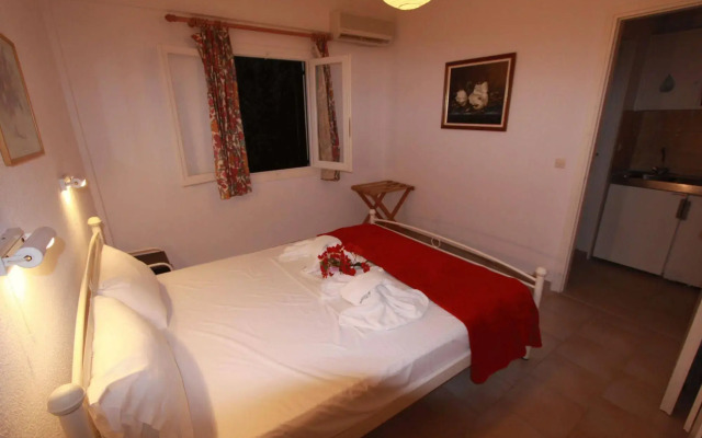Corfu Glyfada Menigos Resort