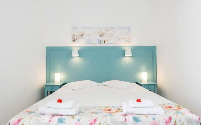 Nissos Thira Hotel вид на фасад