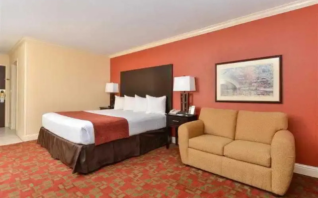 Best Western Chateau Suite Hotel