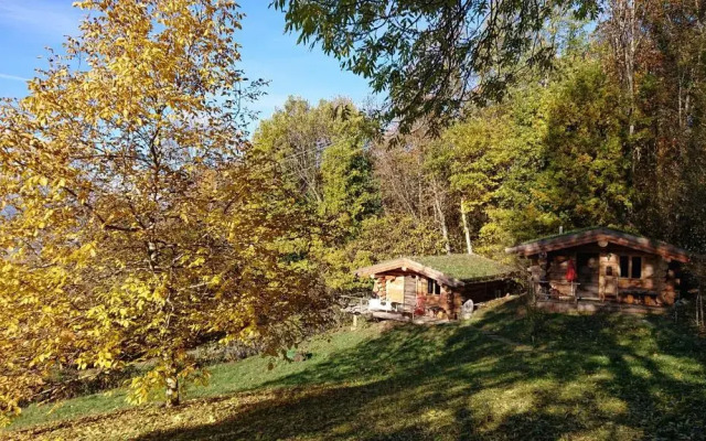 Les Cabanes Du Saleve