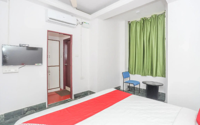 OYO 15358 Hotel Townhall
