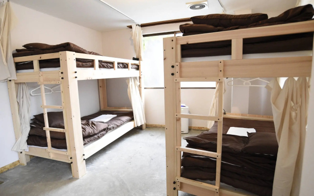 BACCHUS Kofu Guest House