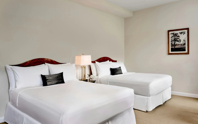 Inn at Carnall Hall